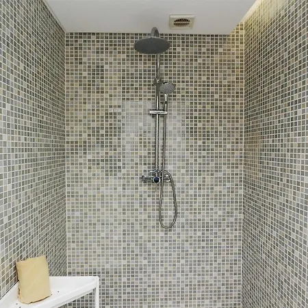 Maria Flat Cleverdetails 245, Sleeps 2 Adults, 2 Children Apartamento